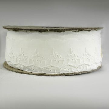 Tira Bordada Rígida Hueso Angosta #3
