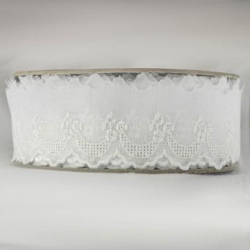 Tira Bordada Organdí Blanco Mod.18561